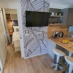 Mobile Homes Jaki - 2 Bathrooms, Large Terrace 4*