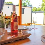 营地 Mobile Homes Jaki - 2 Bathrooms, Large Terrace 4*