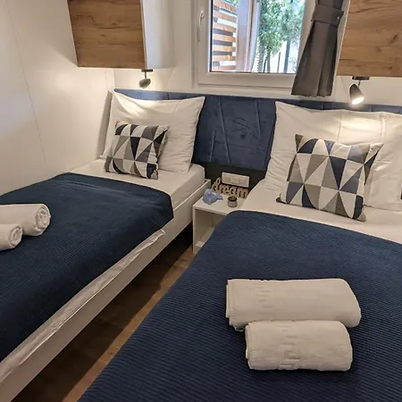 Mobile Homes Jaki - 2 Bathrooms, Large Terrace Camping Biograd Na Moru