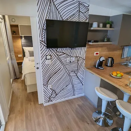 Mobile Homes Jaki - 2 Bathrooms, Large Terrace 4*