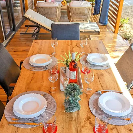 Mobile Homes Jaki - 2 Bathrooms, Large Terrace Campsite Biograd Na Moru