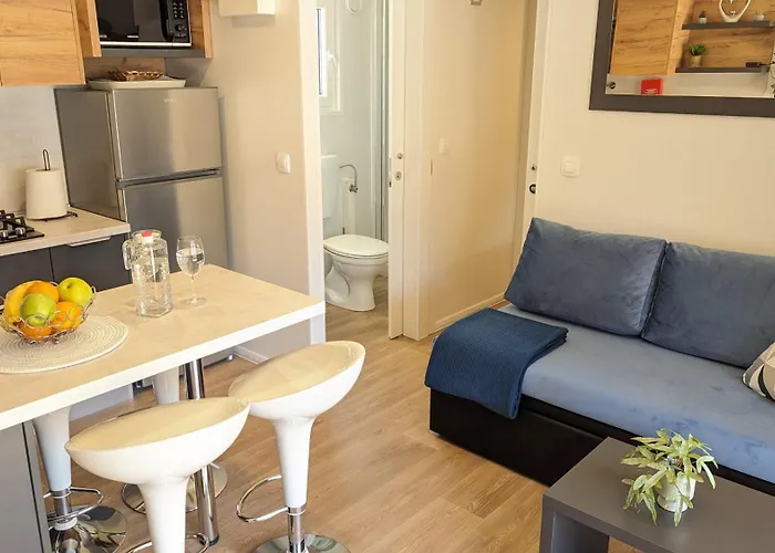 Campeggio Mobile Homes Jaki 4*