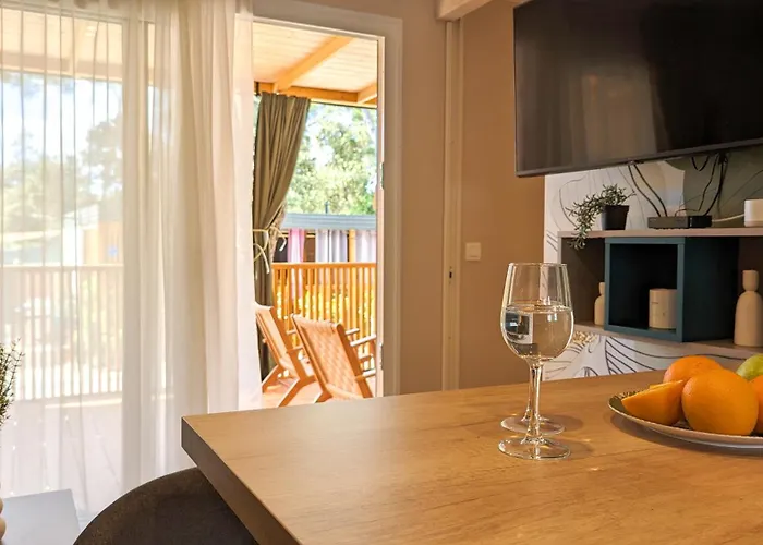 Campeggio Mobile Homes Jaki 4*