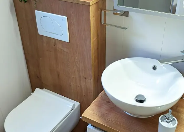 Campeggio Mobile Homes Jaki Biograd Na Moru