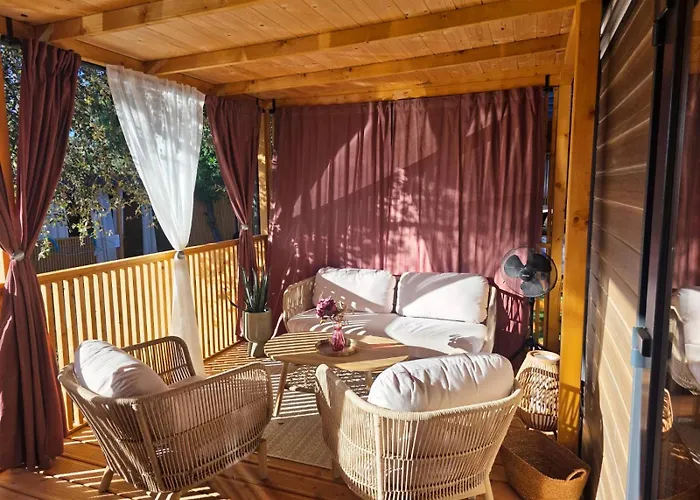 Mobile Homes Jaki - 2 Bathrooms, Large Terrace 4*