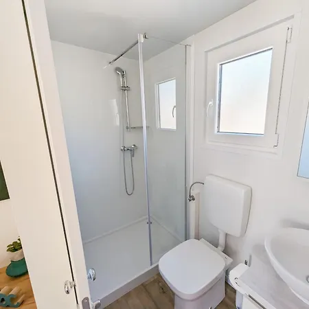 Mobile Homes Jaki - 2 Bathrooms, Large Terrace