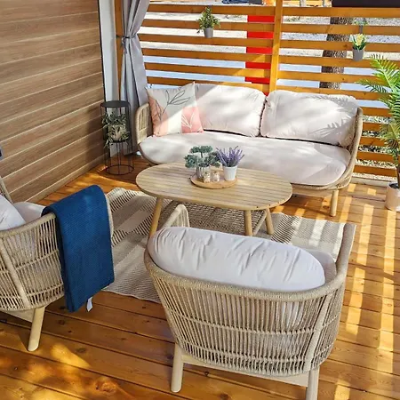 مكان تخييم Mobile Homes Jaki - 2 Bathrooms, Large Terrace 4*