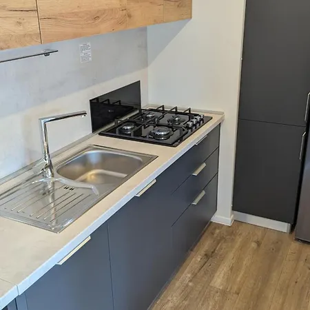 مكان تخييم Mobile Homes Jaki - 2 Bathrooms, Large Terrace 4*