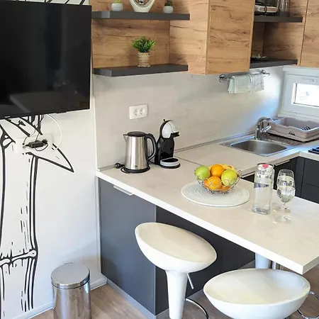 Mobile Homes Jaki - 2 Bathrooms, Large Terrace 4*