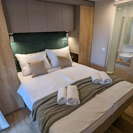 Mobile Homes Jaki - 2 Bathrooms, Large Terrace 4* Biograd Na Moru