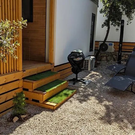Mobile Homes Jaki - 2 Bathrooms, Large Terrace مكان تخييم 4*