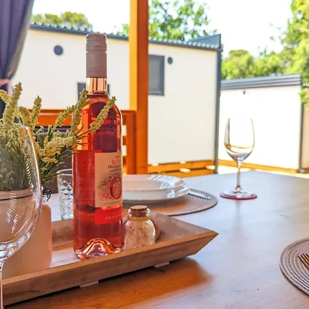 Campingplads Mobile Homes Jaki - 2 Bathrooms, Large Terrace 4*