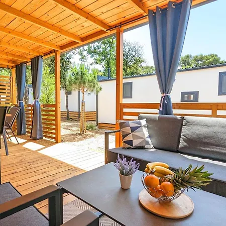 Mobile Homes Jaki - 2 Bathrooms, Large Terrace 4*