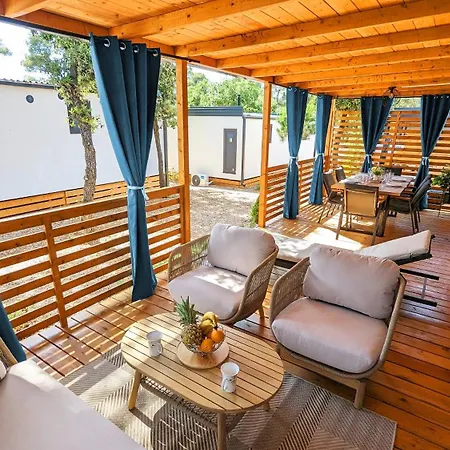 Mobile Homes Jaki - 2 Bathrooms, Large Terrace
