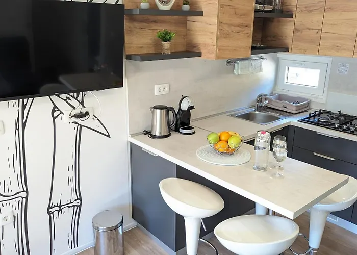 Mobile Homes Jaki - 2 Bathrooms, Large Terrace 4*