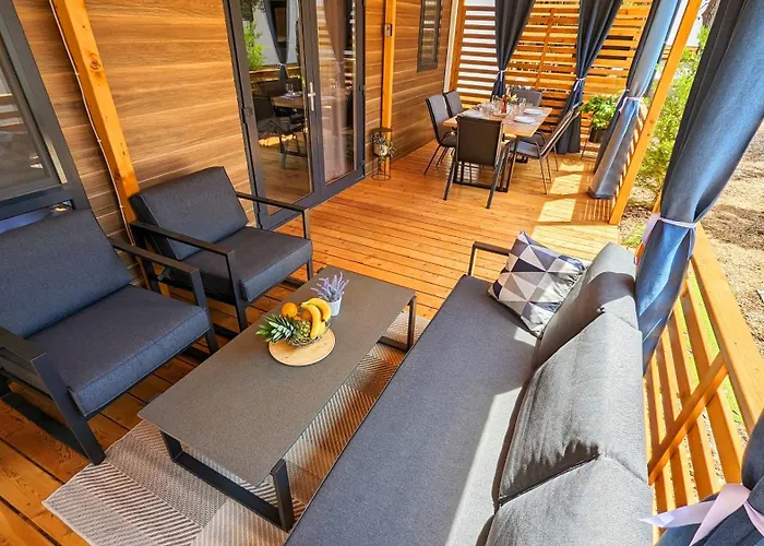 Mobile Homes Jaki - 2 Bathrooms, Large Terrace 비오그라드나모루